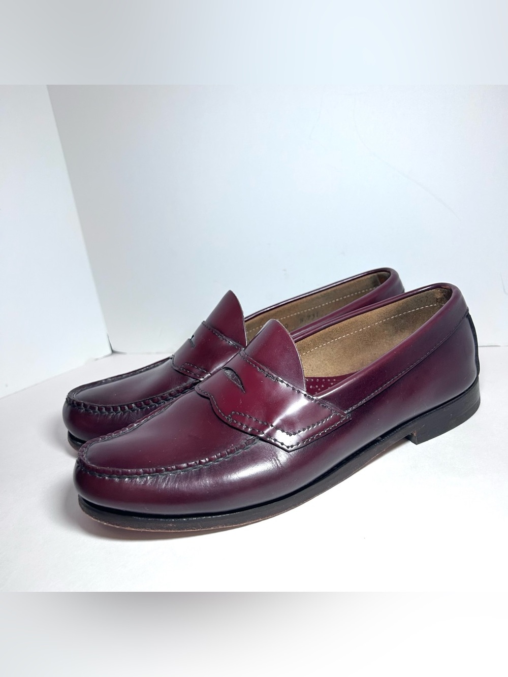 G.H. Bass & Co. Men’s Penny Loafers 10D Cordovan Burgundy Leather